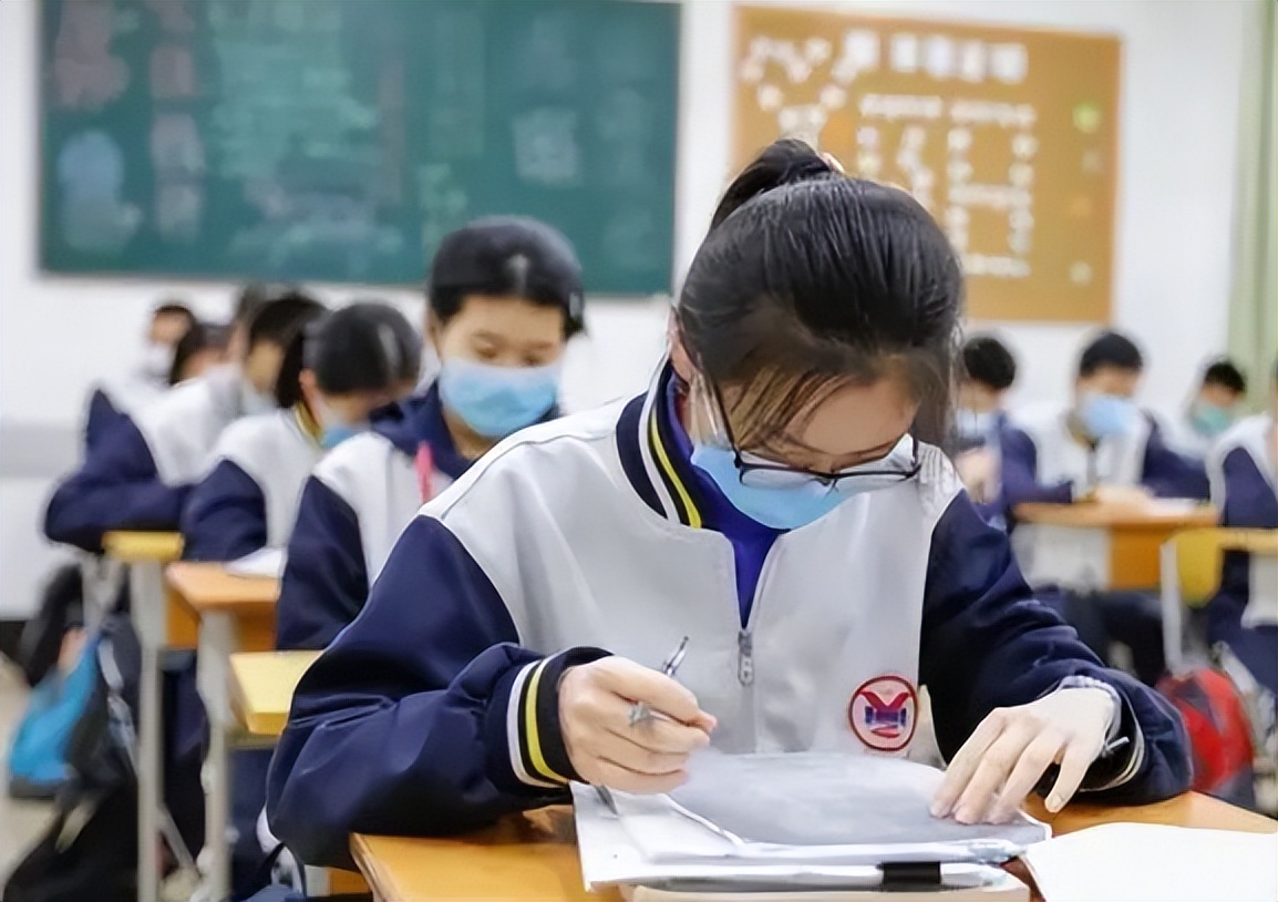 “我要是考砸了怎么办？”高三生紧张不已，父亲回答获赞无数