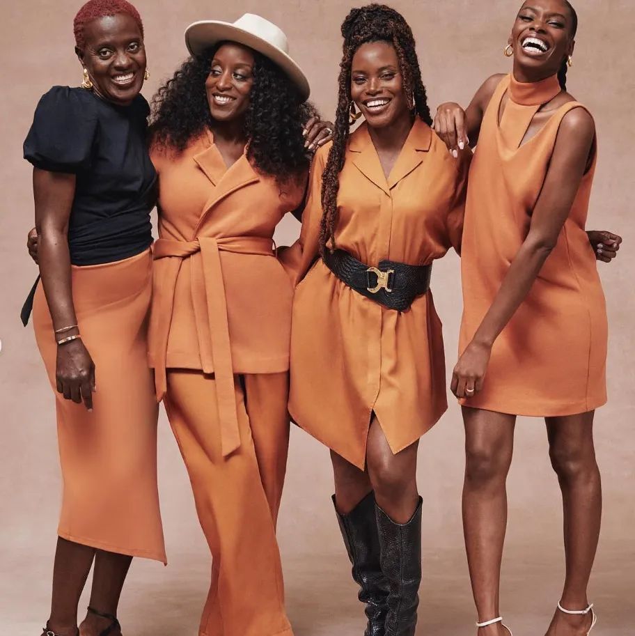 鸿星尔克再捐1亿元款物；斯凯奇二季度收入创历史新高｜行业热点