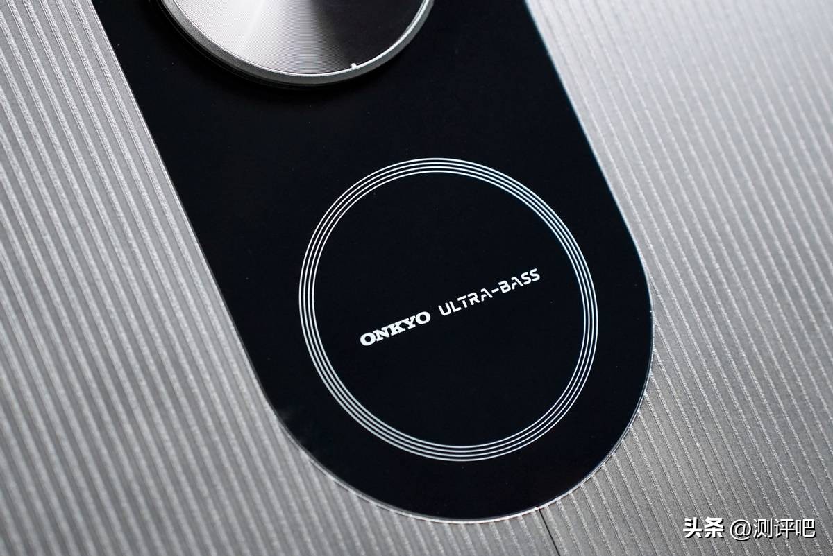 tcl电视v8和q10哪个值得购买,tclq10h值得买吗