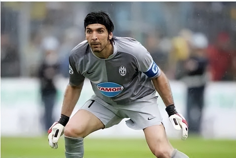 前锋中场后卫门将分别是什么,门将后卫