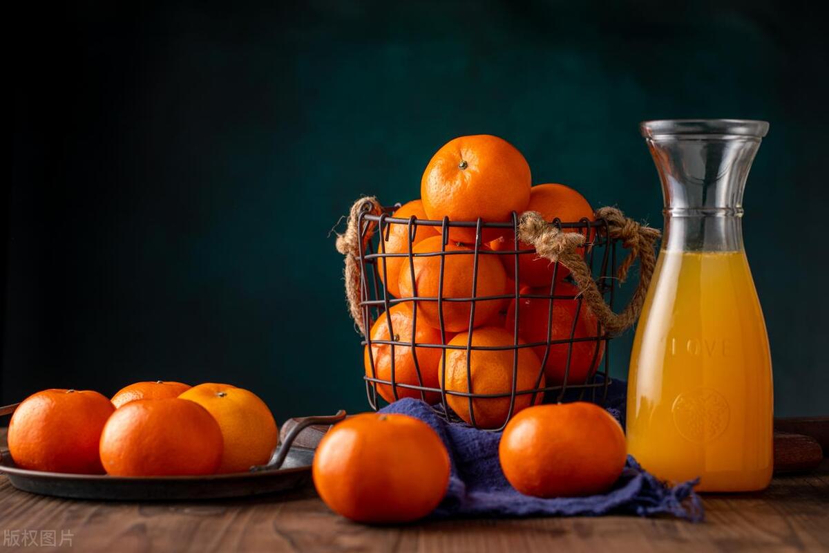 与人相处真正聪明的人不说三句话,聪明人哪三件事不和别人说