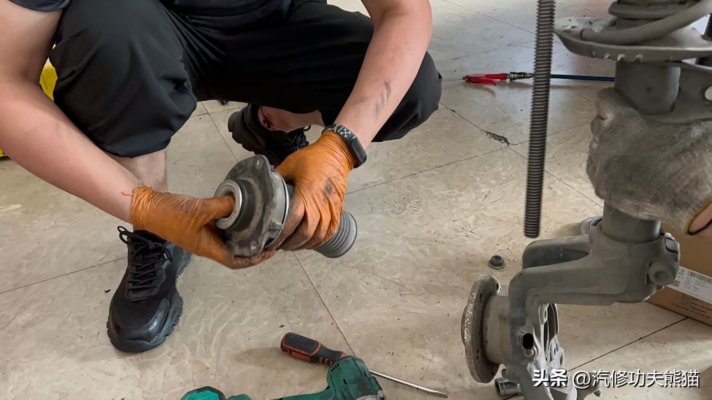 奥迪q3烧机油三保费用,奥迪q3烧机油大修苏州