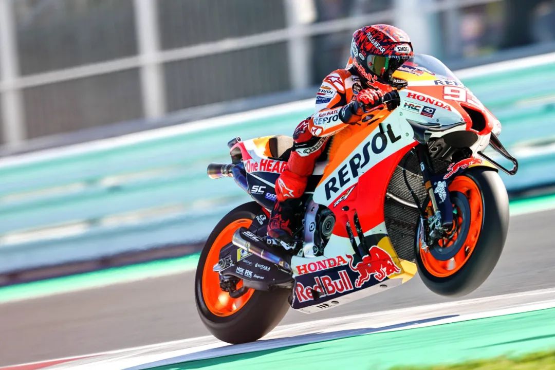 真正的赛车腕表，来自西班牙的Montjuïc