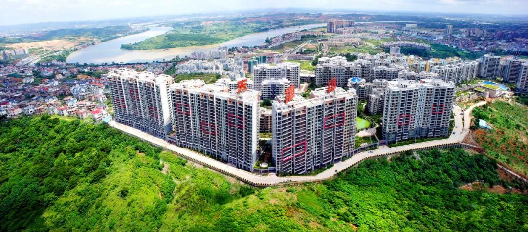 全新加推21栋256大平层,最新楼盘大平层