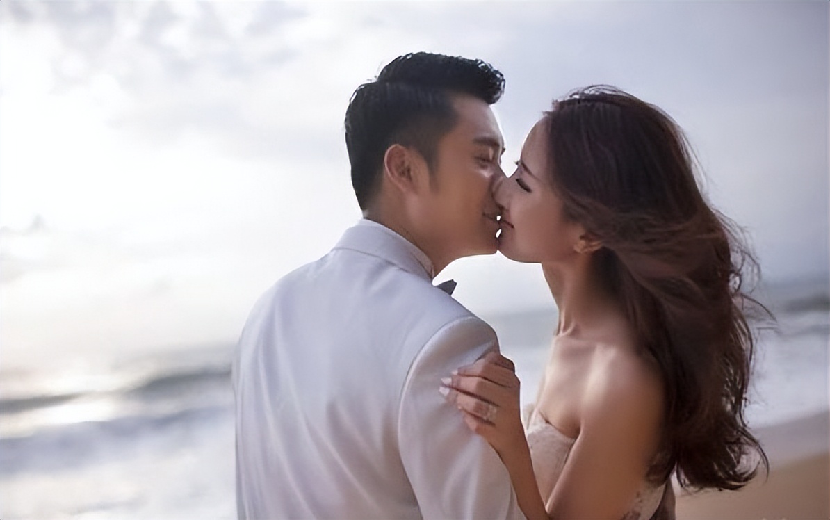 已婚男人喜欢我我也喜欢他怎么办,有一个已婚女人喜欢我怎么办