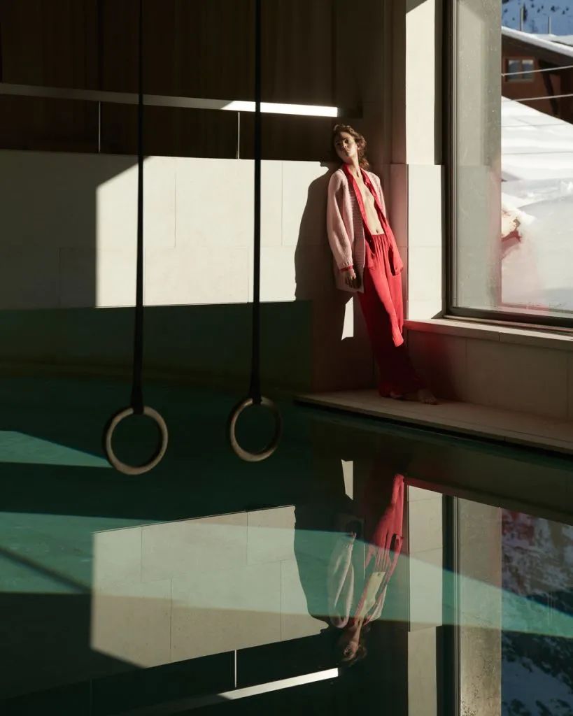 粉色搭配的高级穿法,粉色大衣穿搭高级感