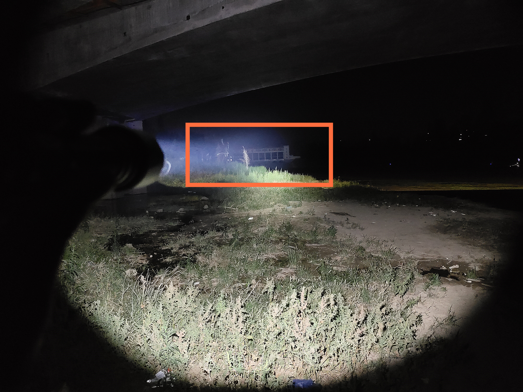 稳定高效,强光压制!Fenix菲尼克斯TK22TAC双模式战术手电体验