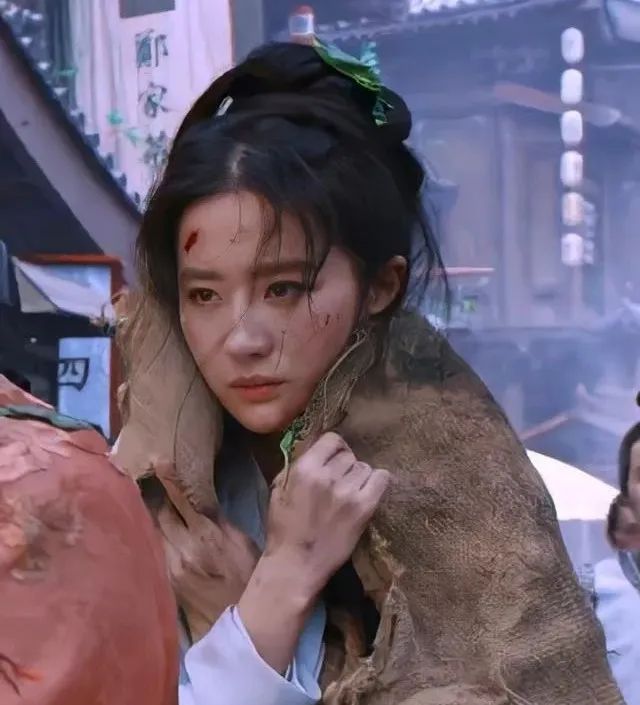 为什么男生都那么喜欢刘亦菲啊,为什么很多男人都喜欢刘亦菲