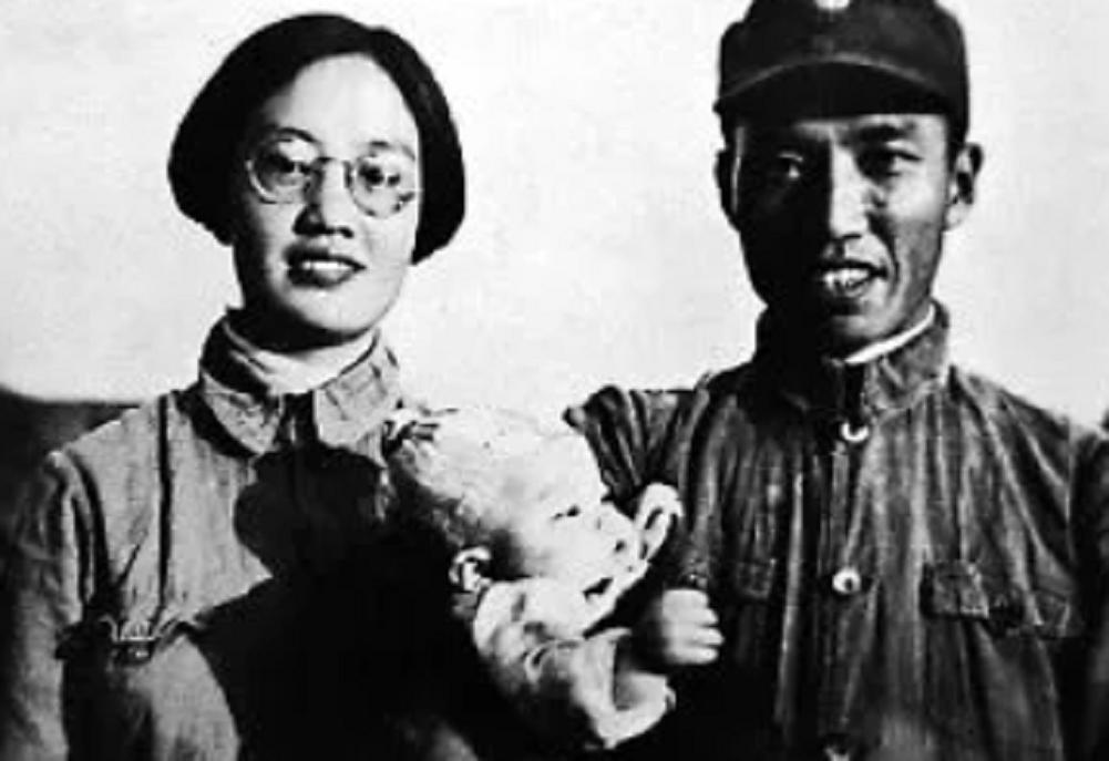 左权的影响力有多大？牺牲后毛主席为其特批一规矩，至今无人更改