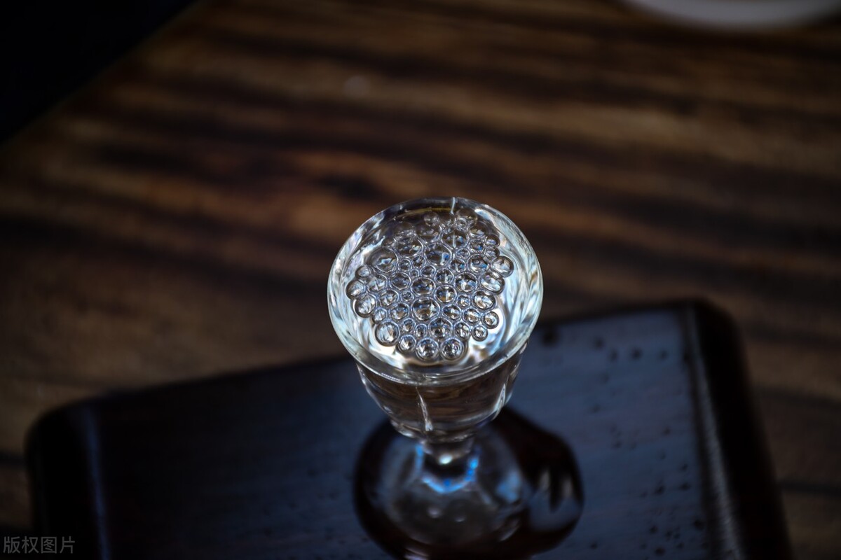 和汾酒黄盖一样的酒推荐,同价位的汾酒和汾阳王哪个更好喝