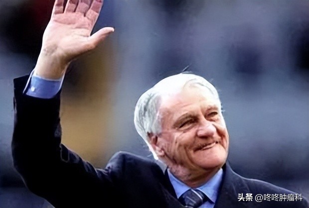 足球球员因心脏病退役的有哪些,近几年去世的足球巨星