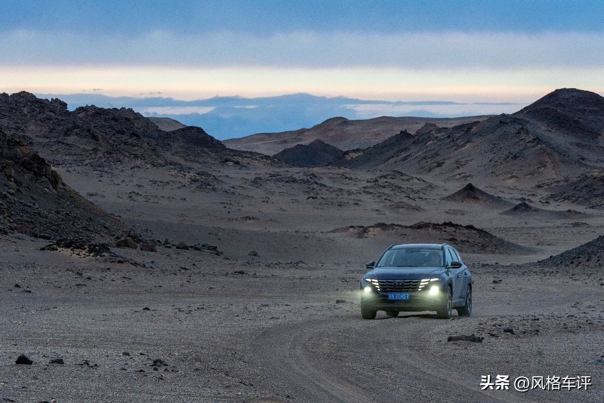 北京现代第5代途胜23款的驾驶感受 (北京现代途胜l8at精英版试驾)