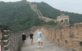 “车间女孩约我去她宿舍玩，这时候应该干点什么？”哈哈哈