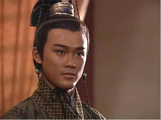 香港电影真的无人可用了?谢霆锋被迫复出,林峯和黄宗泽被迫接班