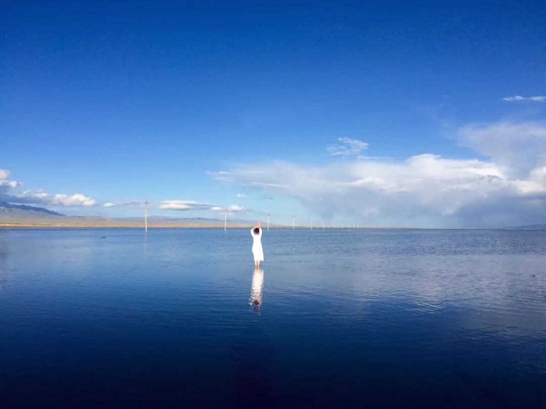 一块墓碑警醒了多少人,一块震撼心灵的墓碑英语