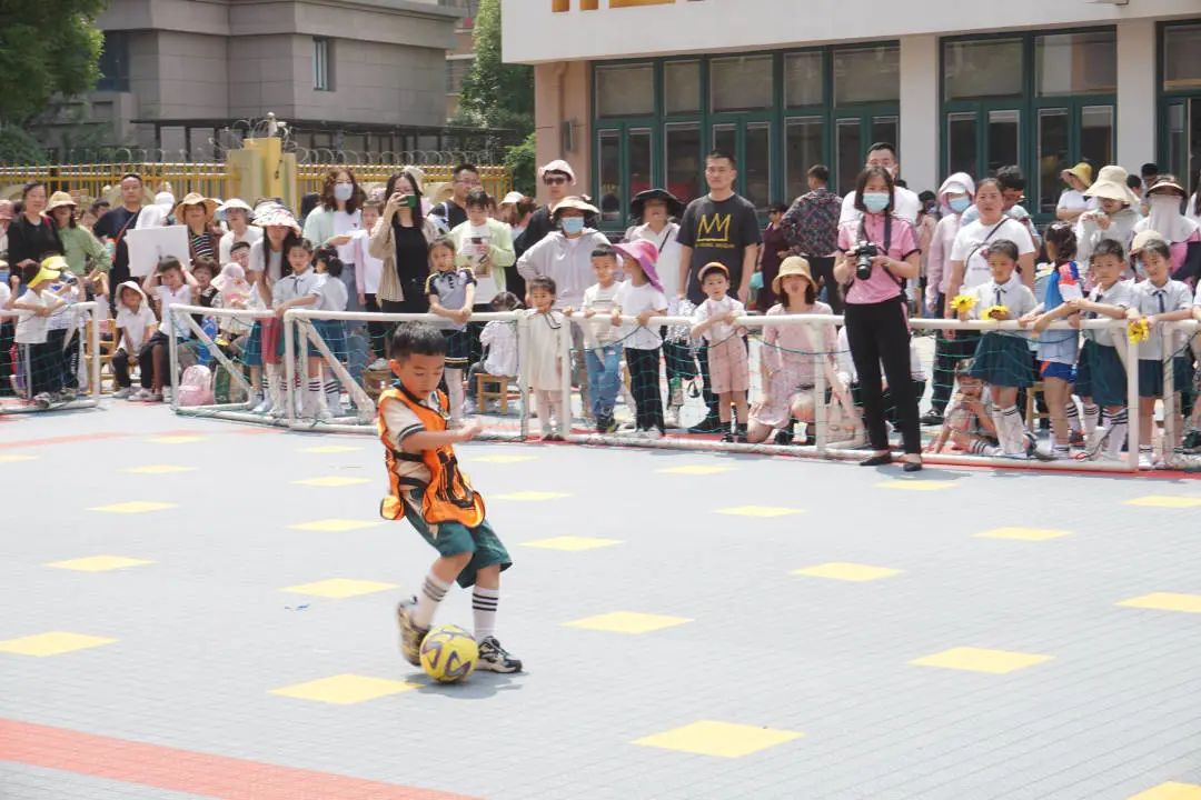 幼儿园亲子足球嘉年华,观头幼儿园第三届足球嘉年华