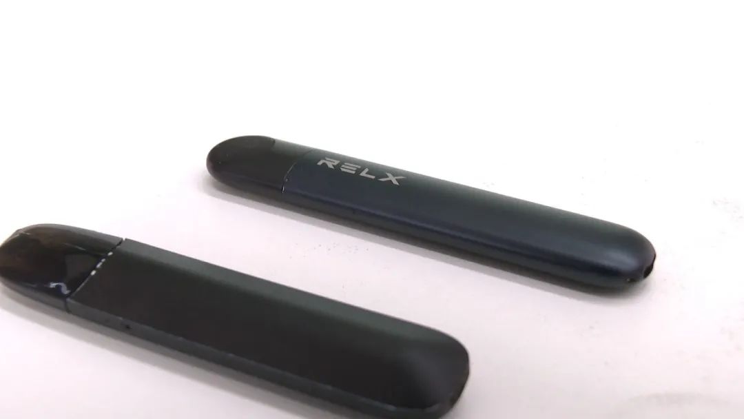 万米高空吸*子烟电**一“烟民”被罚