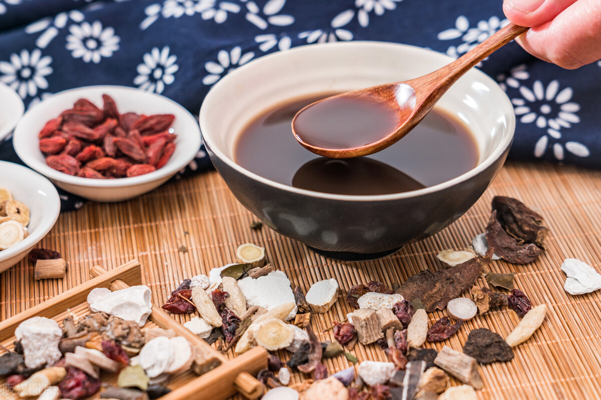 风痰上扰，头晕头痛不止！一张经典名方，化痰湿、平肝风、治头痛