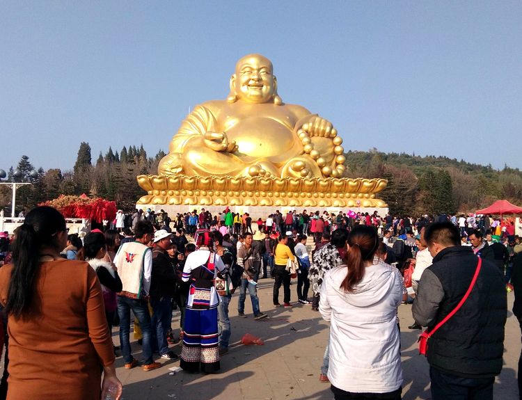 一座半城温泉新兴的福地——美丽的弥勒市作者：姚述清