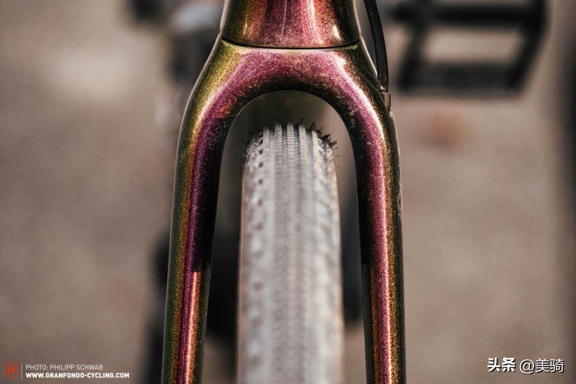 gravel和公路,gravel和road车子的区别