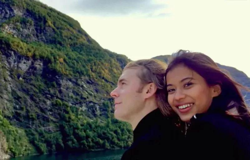 美国男子爱上巴西21岁女模特，男子多次前往巴西与她约会