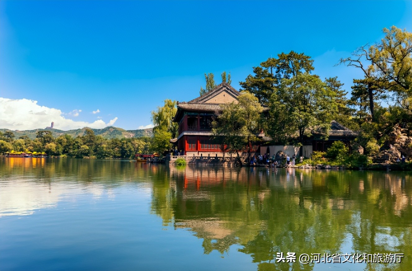 中国夏季避暑胜地排名前十,中国十大避暑胜地第一名你想不到