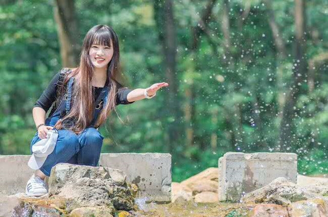 张家界旅游六日游多少钱,张家界五日游费用多少钱一天