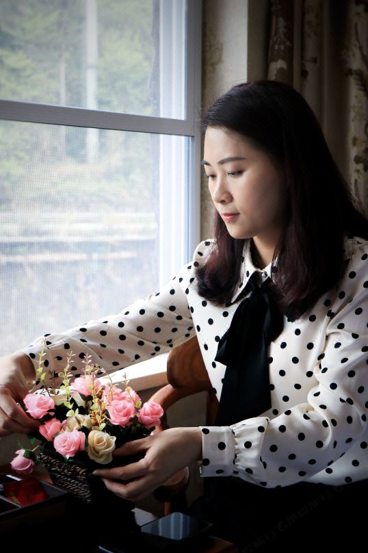 成都重金引进花水湾天然万年古海温泉,装修极尽奢华,紧邻雪山