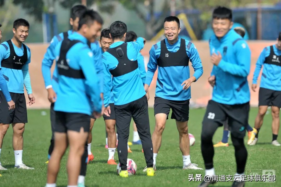 璧垫檽涓渃ba,鍥藉闃熻档鏅撲笢