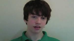 12岁男孩偷母亲衣服,7岁儿子偷母亲贴身衣物