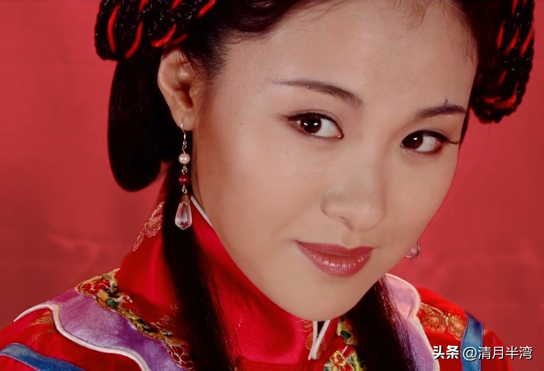 10位桃花眼明星,七位桃花眼女明星图片