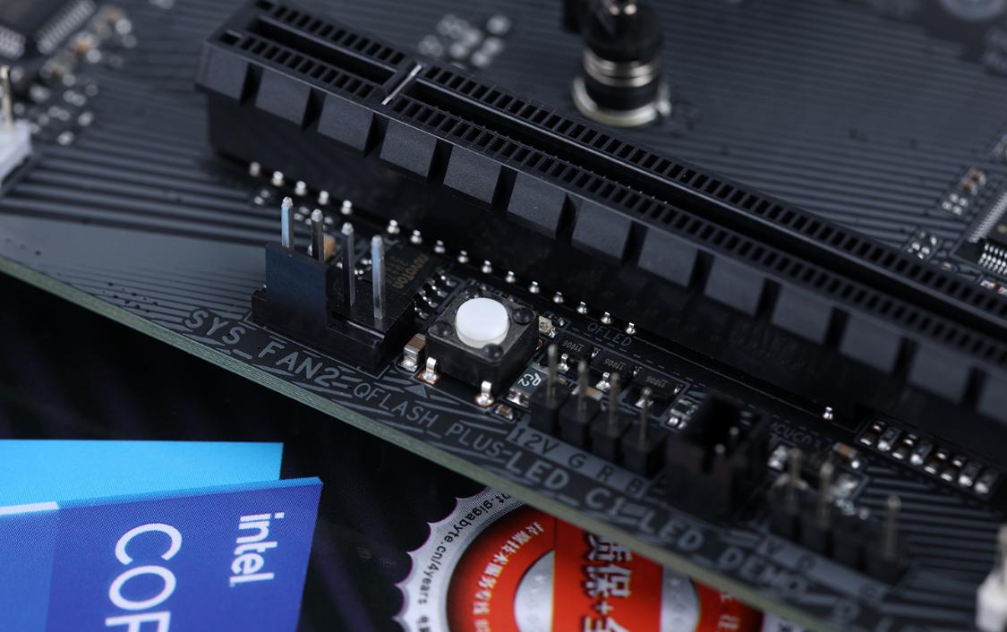 技嘉b760m-d入门主板能选择吗,b760小雕d4带不带wifi