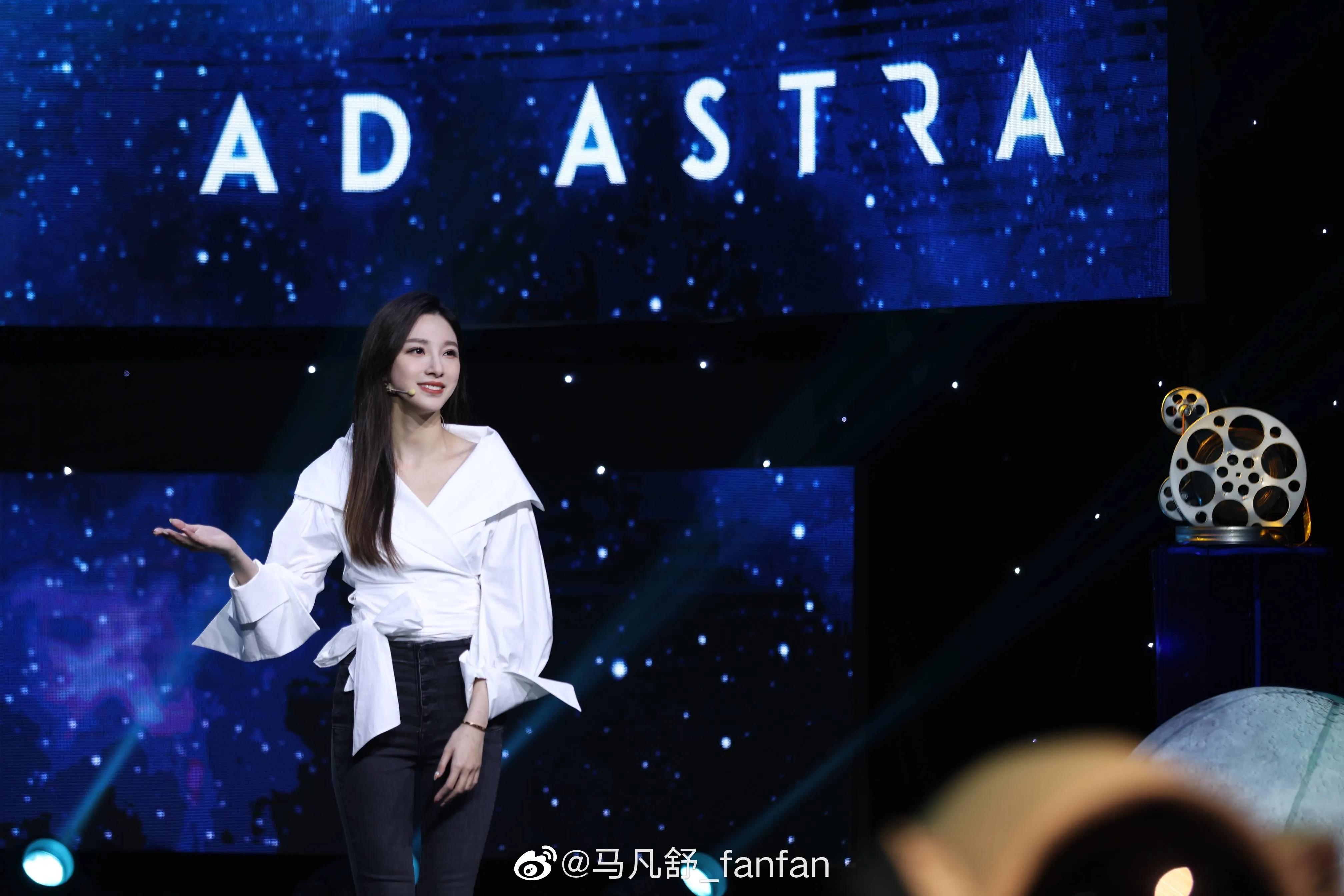 马凡舒央视女神,央视女主持人马凡舒的年龄