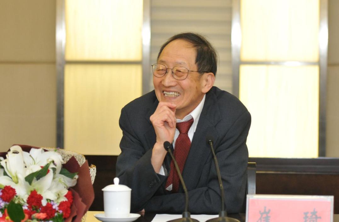 崔琦12岁走出河南农村，到美国后获诺贝尔奖，晚年：后悔离开家乡