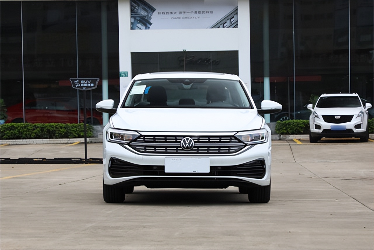 大众速腾车主开卡罗拉感受,开了三年的速腾