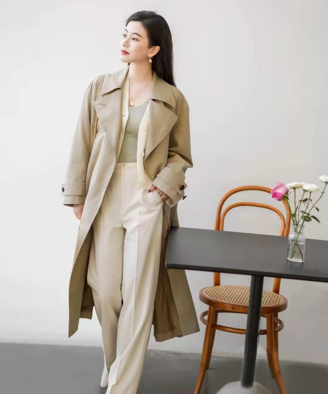 羊羔毛外套中年妈妈款,羊羔毛外套秋冬如何搭配才能显瘦