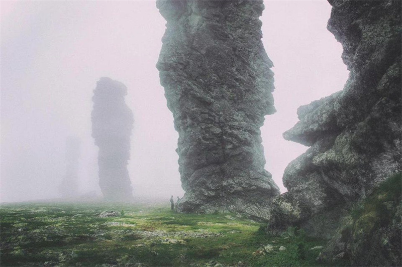 一组真实的照片:120米的长距离水漂,墨西哥的陶土武士