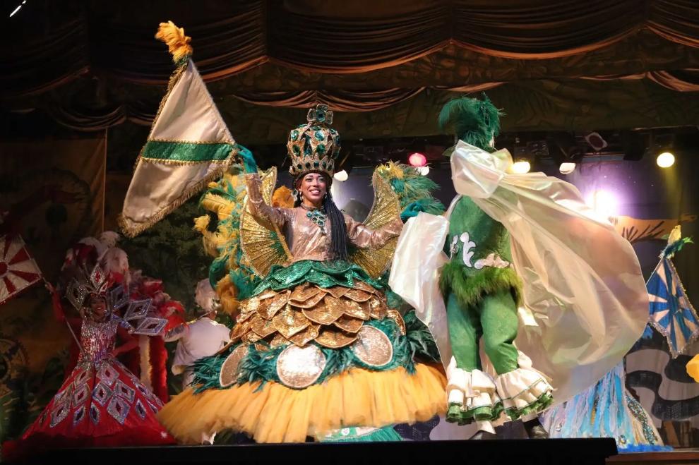 拉丁美洲的节日和音乐中都有非常明显的非洲元素，这是为什么？