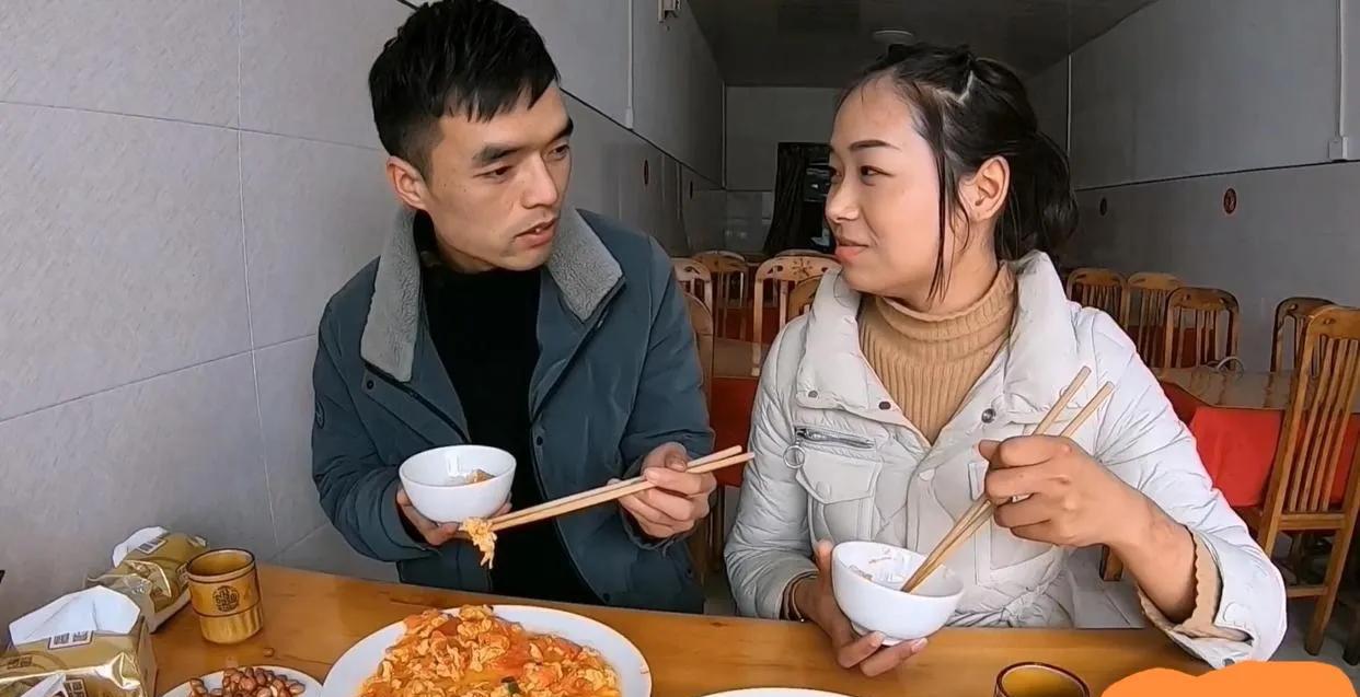 网红小乔的男朋友到底是谁,网曝小乔原视频