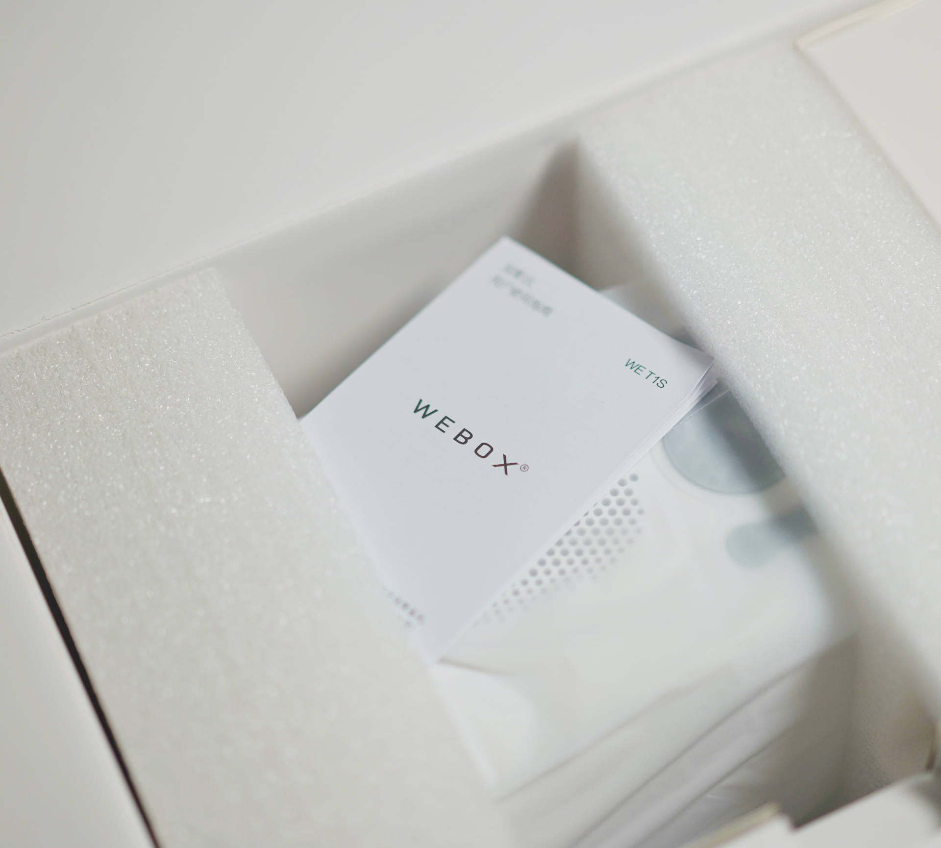 泰捷weboxt1投影200寸效果,泰捷weboxt1和小明投影对比