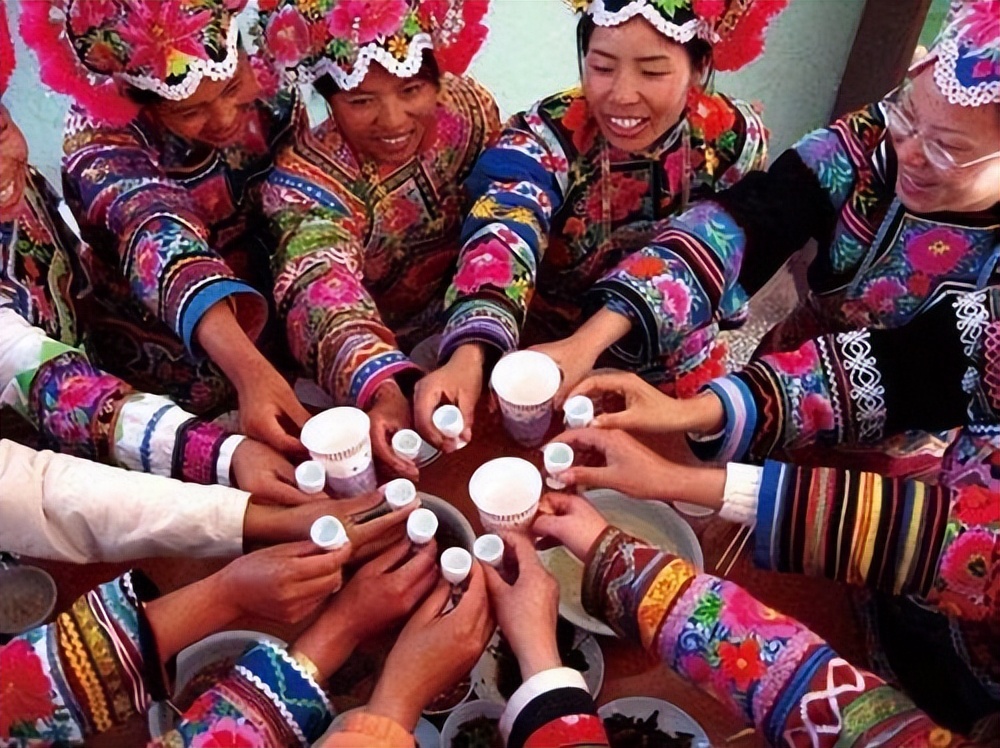 云南少数民族的美酒,云南红河有啥酒