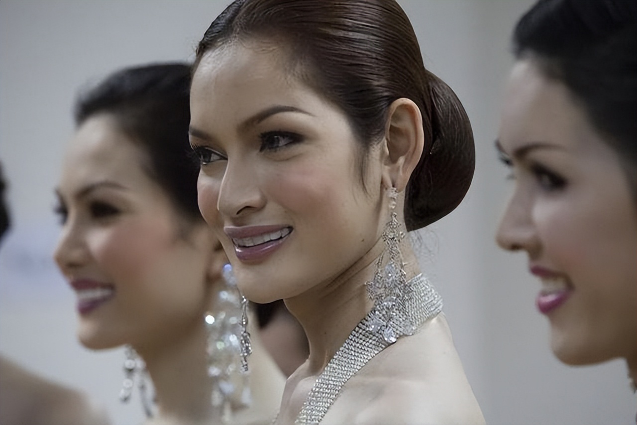 弯弯扇什么意思,弯弯扇