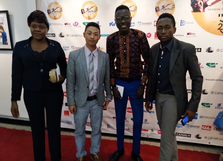 我，在非洲教汉语，这里一夫多妻制，有个学生竟是家里第37个孩子