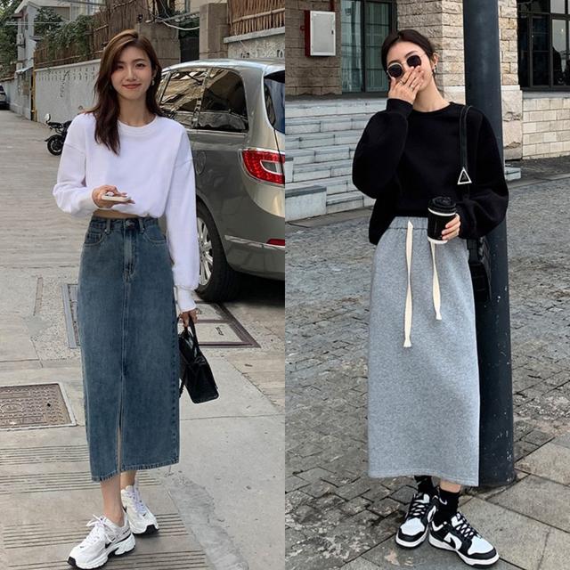 今年流行卫衣半裙时髦减龄有气质,大码卫衣搭半身裙宽松慵懒风