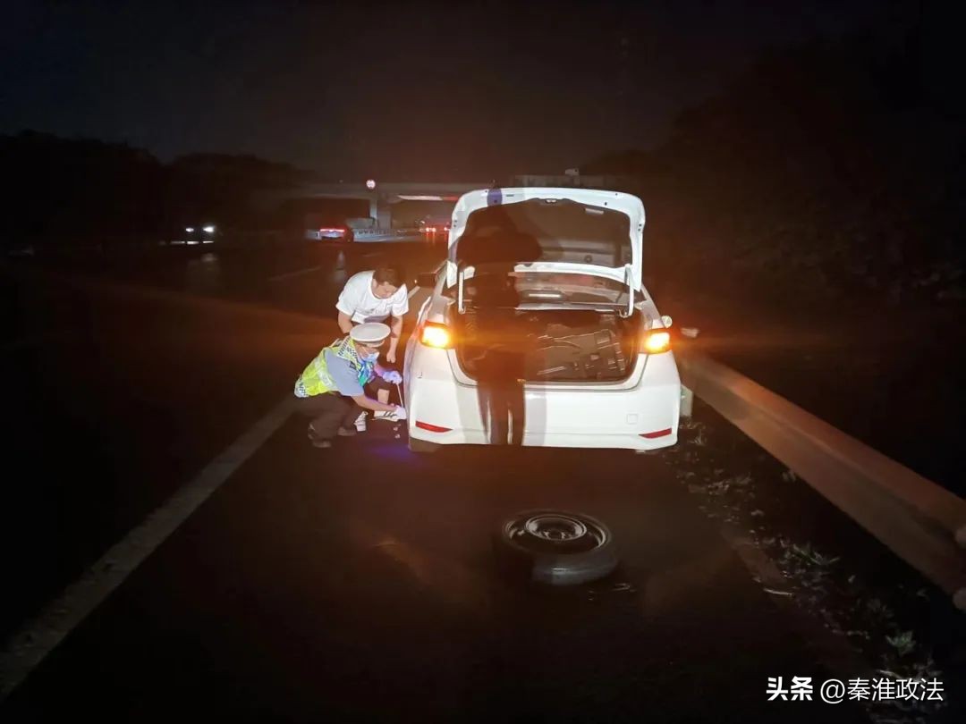 交警爆胎应对视频,夏季车辆爆胎警示教育视频