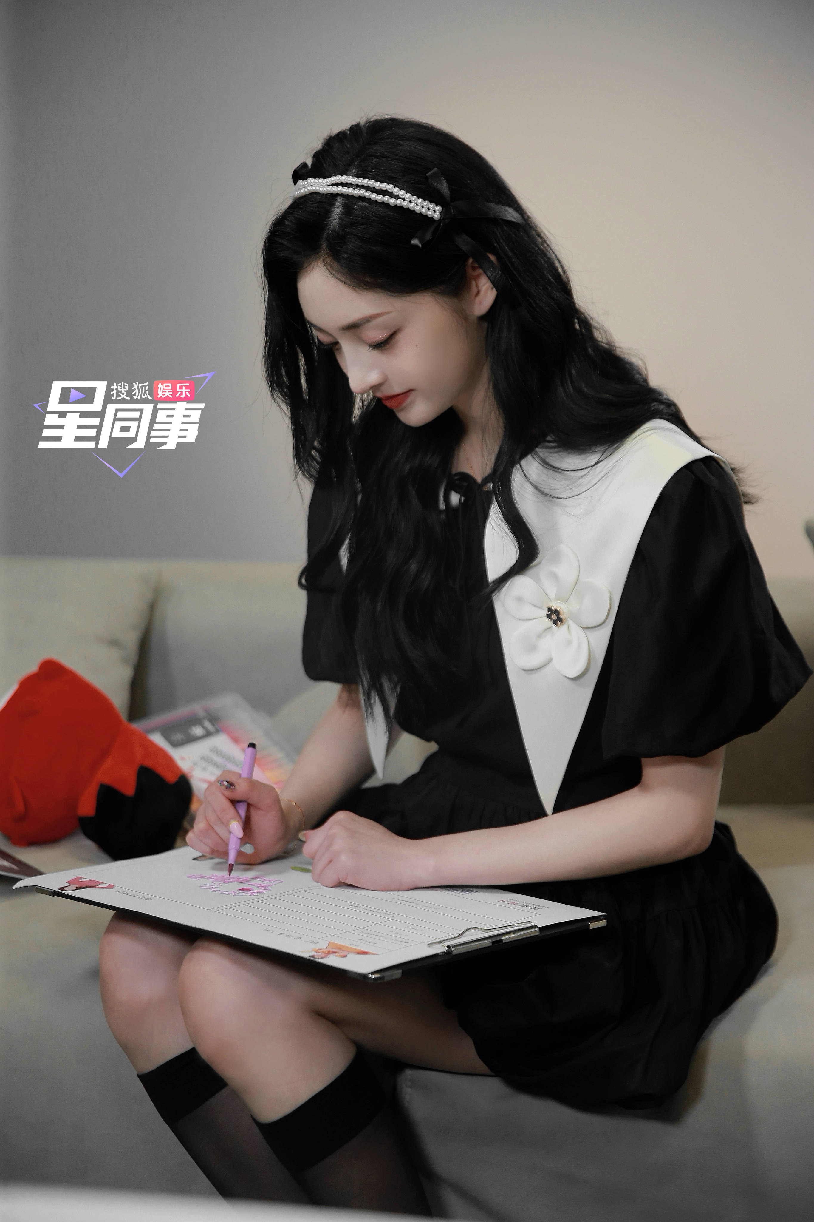 周洁琼吻戏超燃全程,周洁琼陈立农吻戏