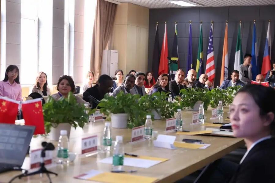 国内最好的专业就业率高的,目前国内就业热门专业排名