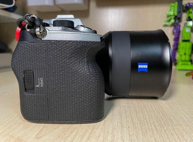 索尼85f1.8微单镜头详情,索尼微单35mmf1.4镜头推荐