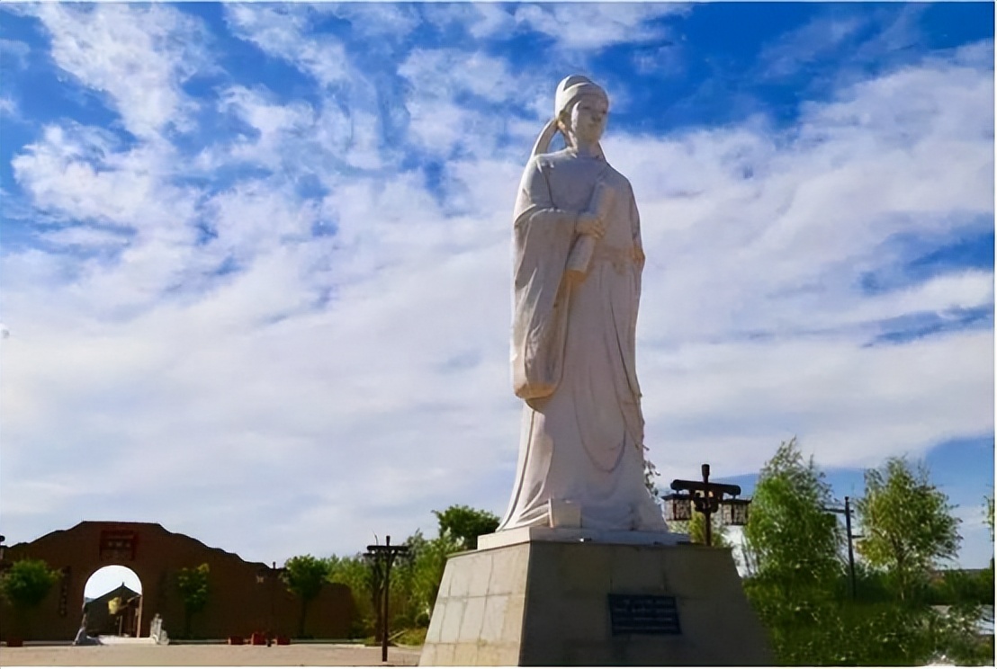 诗鬼李贺最著名的十首诗,诗鬼李贺最霸气的一句话