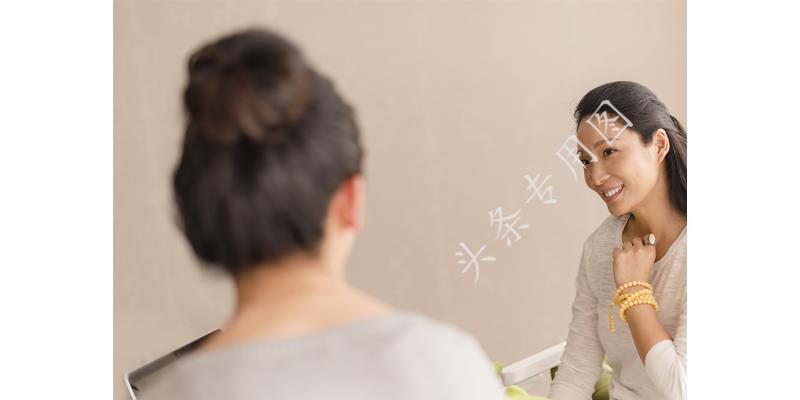 父母去医院没钱心里难受吗,家人住院自己也没钱简直崩溃